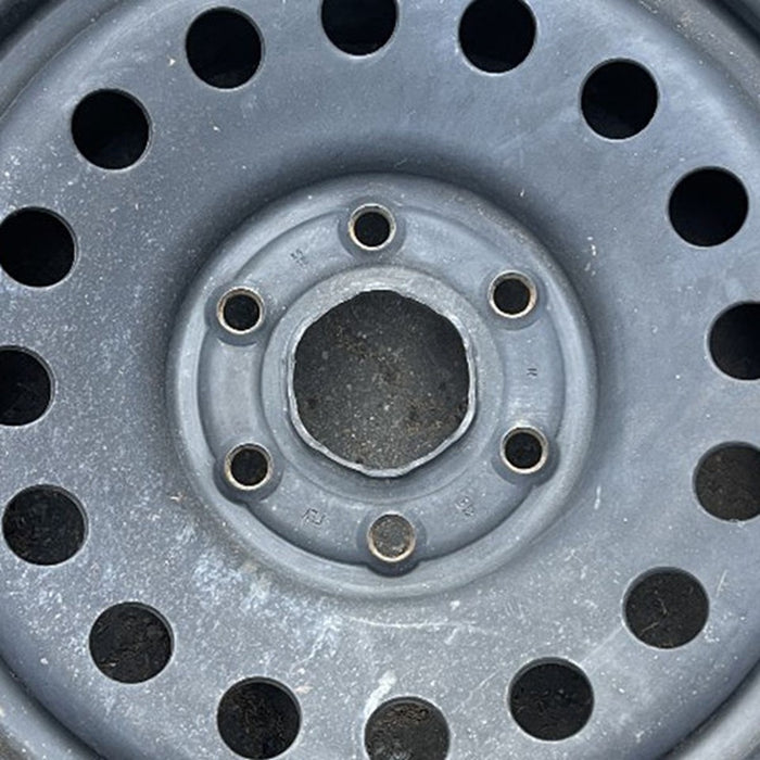 17" AVALANCHE 1500 07-10 17x7.5", steel, 16 hole Original OEM Wheel Rim - Angle View