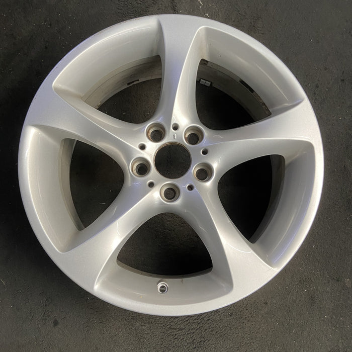 19" BMW 323i 06-07 19x8 , 5 spoke, solid spoke, w/o rivets between spokes - Additional View