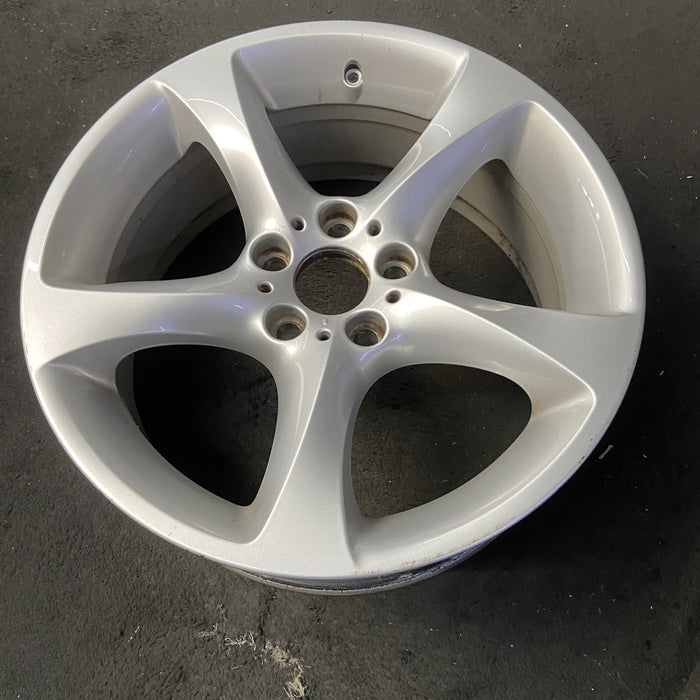 19" BMW 323i 06-07 19x8 , 5 spoke, solid spoke, w/o rivets between spokes - View 8