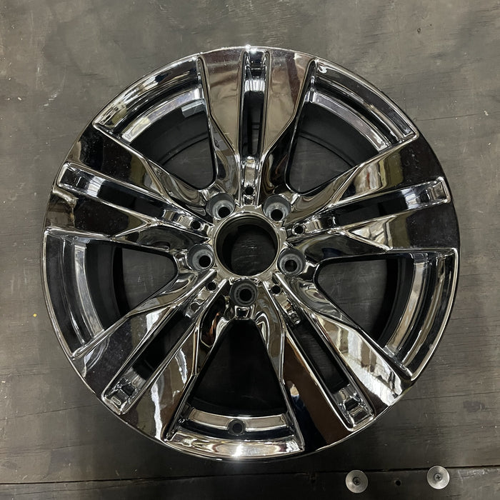 17" MERCEDES E-CLASS 12 207 Type, Conv, E350, 17x7.5 Original OEM Wheel Rim - Additional View