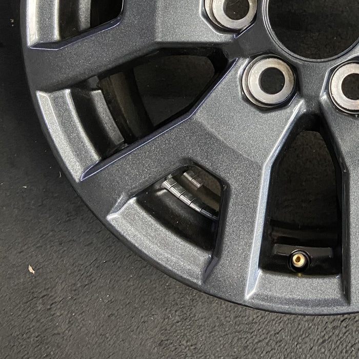 17" 4 RUNNER 25 17x7 Original OEM Wheel Rim - Additional View