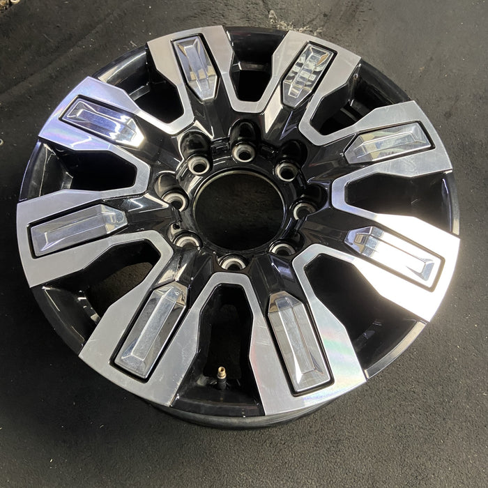 20" SIERRA 2500 PICKUP 24 20x8.5, 8 spoke, raised spoke , chrome inserts - View 7