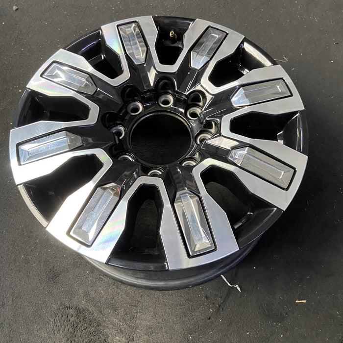 20" SIERRA 2500 PICKUP 24 20x8.5, 8 spoke, raised spoke , chrome inserts - View 8