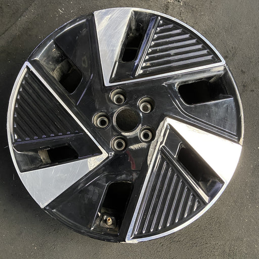 19" IONIQ 5 25-26 19x7.5 Original OEM Wheel Rim - Additional View