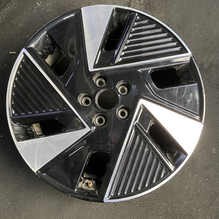 19" IONIQ 5 25-26 19x7.5 Original OEM Wheel Rim - Additional View