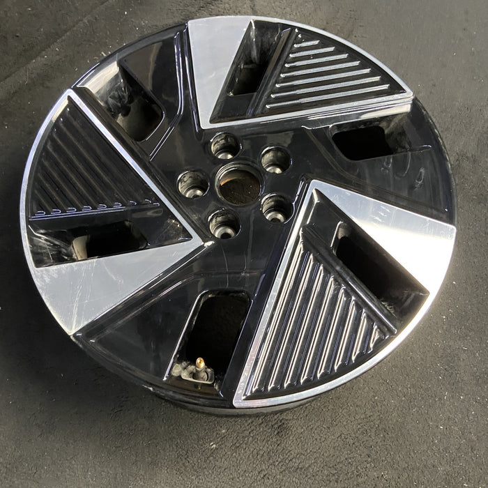 19" IONIQ 5 25-26 19x7.5 Original OEM Wheel Rim - View 7