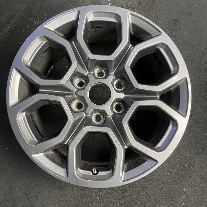 18" EXPEDITION 25-26 18x8.5, aluminum, , silver Original OEM Wheel Rim - Additional View