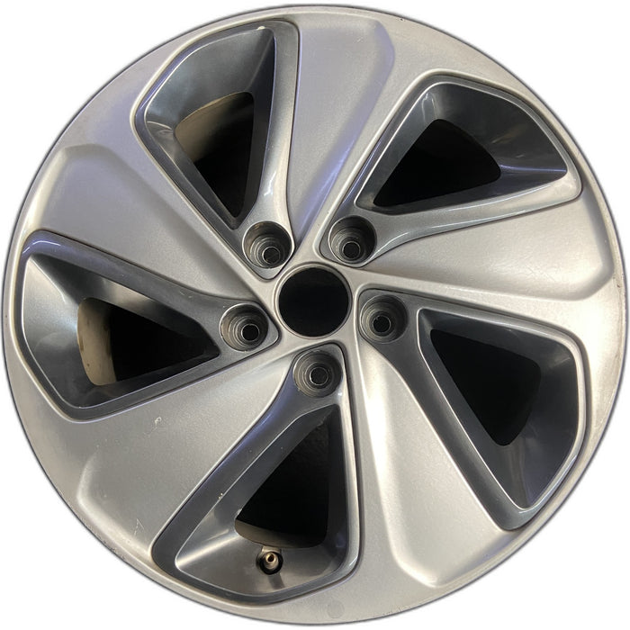 17" SONATA 16-17 17x7, exposed lug nuts, 5 spoke , w/o Original OEM Wheel Rim - Front View