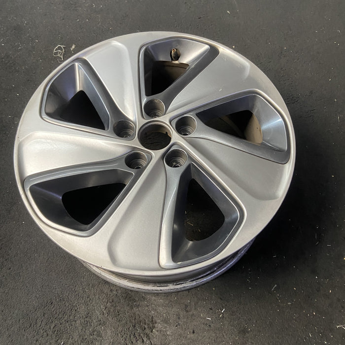 17" SONATA 16-17 17x7, exposed lug nuts, 5 spoke , w/o Original OEM Wheel Rim - View 8