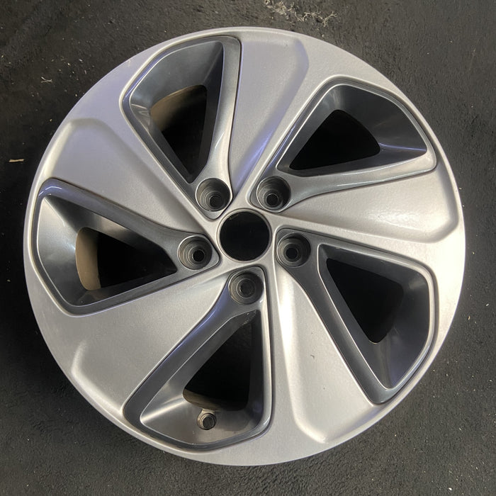 17" SONATA 16-17 17x7, exposed lug nuts, 5 spoke , w/o Original OEM Wheel Rim - Additional View