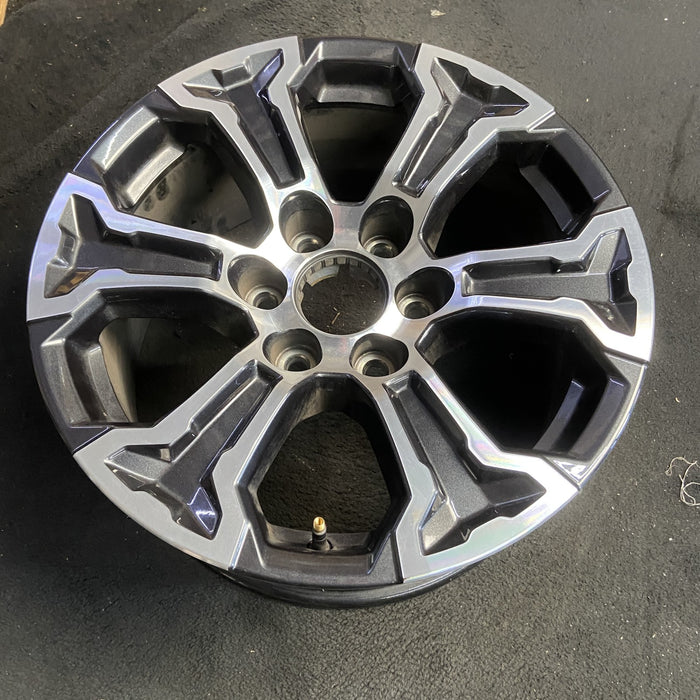 18" CANYON 23-25 18x8.5, Original OEM Wheel Rim - MACHINED CHARCOAL - View 7