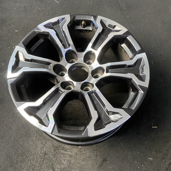 18" CANYON 23-25 18x8.5, Original OEM Wheel Rim - MACHINED CHARCOAL - View 8