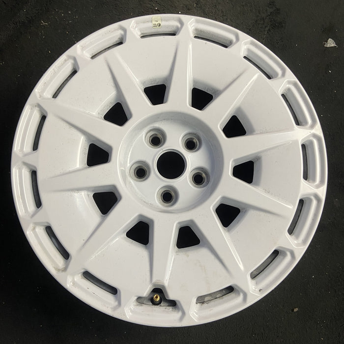 19" MUSTANG 26 19x9, 10 spoke, slotted spoke Original OEM Wheel Rim - WHITE - Additional View