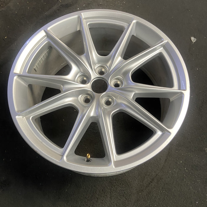 19" MUSTANG 24-26 19x8.5, , V spoke Original OEM Wheel Rim - SILVER - View 7