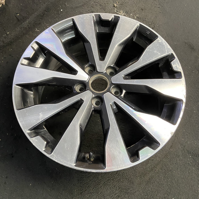 18" LEGACY 17 18x7 , inlay Original OEM Wheel Rim - MACHINED GREY - View 7