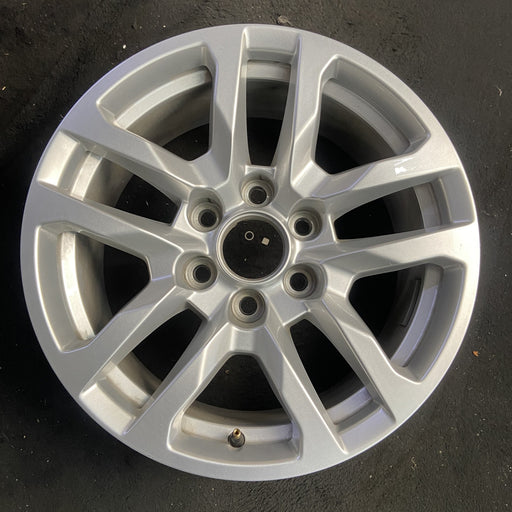 18" SIERRA 1500 PICKUP 19 , 18x8.5, 10 spoke, silver Original OEM Wheel Rim - Additional View