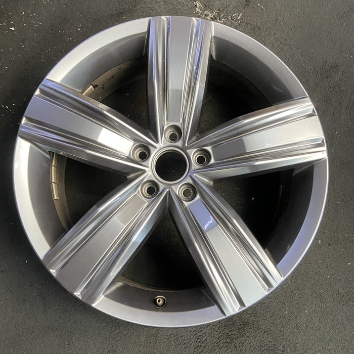 19" TIGUAN 18 19x7 , Original OEM Wheel Rim - Additional View