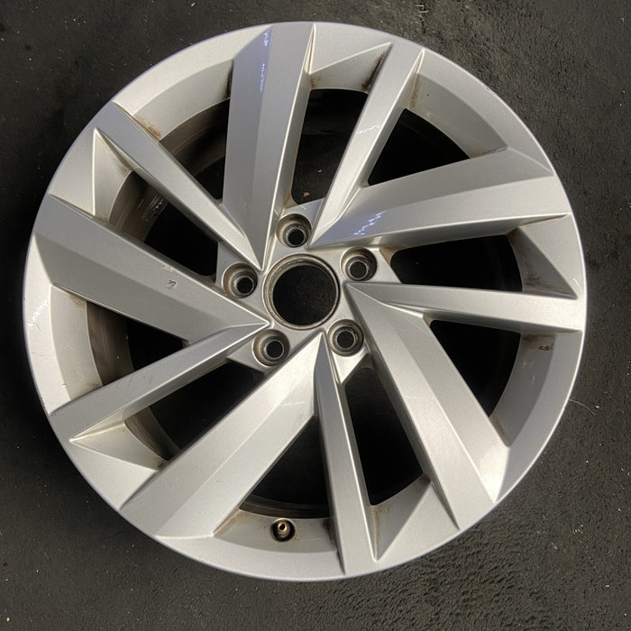 17" PASSAT 18 17x7 , 10 spoke Original OEM Wheel Rim - Additional View