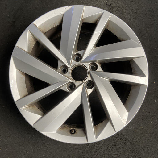 17" PASSAT 18 17x7 , 10 spoke Original OEM Wheel Rim - Additional View