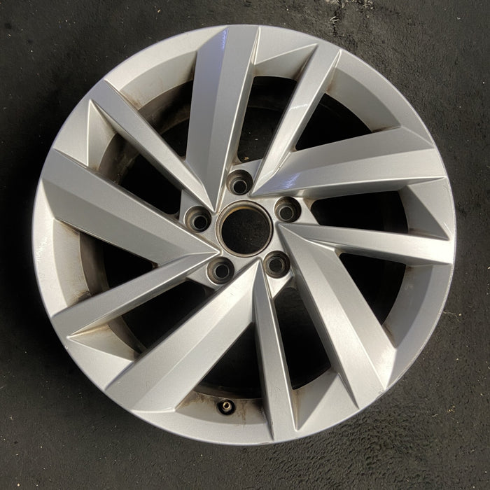 17" PASSAT 18 17x7 , 10 spoke Original OEM Wheel Rim - Additional View