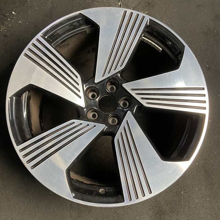 21" E-TRON 19-20 21x9.5 , 5 spoke Original OEM Wheel Rim - MACHINED BLACK - Additional View