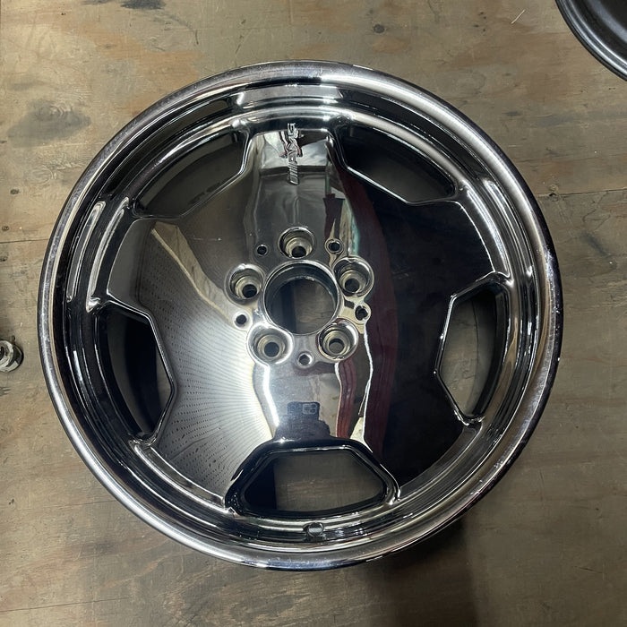 18" MERCEDES S-CLASS 95 140 Type, S350D, 18x8.5 Original OEM Wheel Rim - CHROME - Additional View