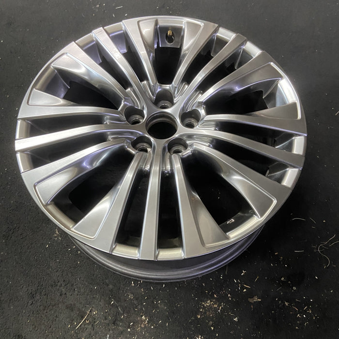 19" VENZA 21-22 19x7 Original OEM Wheel Rim - HYPER SILVER - View 8