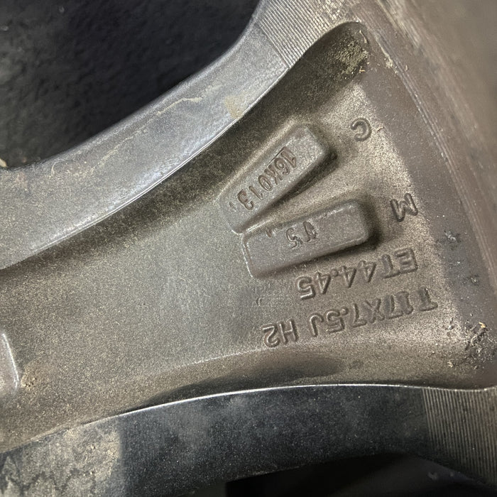 17" WRANGLER 18 VIN W , 17x7.5, 5 spoke , solid spoke, grooved spoke, Original - View 10