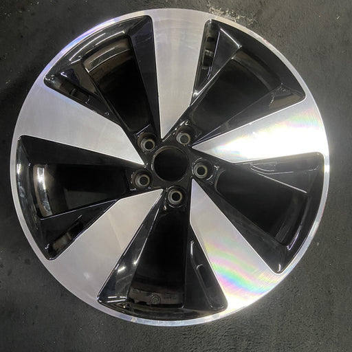 19" AUDI A5 26 19x8, V spoke Original OEM Wheel Rim - MACHINED BLACK - Additional View