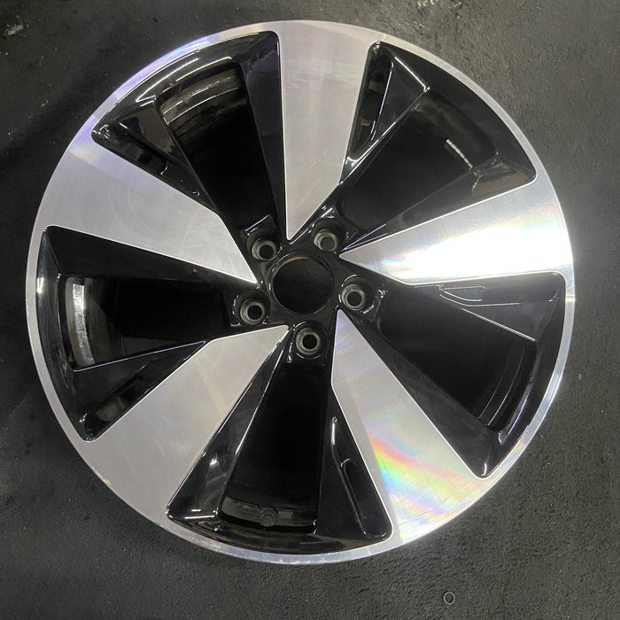 19" AUDI A5 26 19x8, V spoke Original OEM Wheel Rim - MACHINED BLACK - Additional View