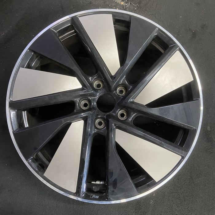 21" E-TRON GT 23-24 21x9.5 Original OEM Wheel Rim - BLACK SILVER - Additional View
