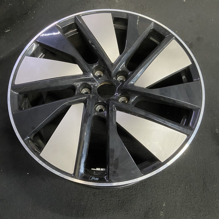 21" E-TRON GT 23-24 21x9.5 Original OEM Wheel Rim - BLACK SILVER - View 7