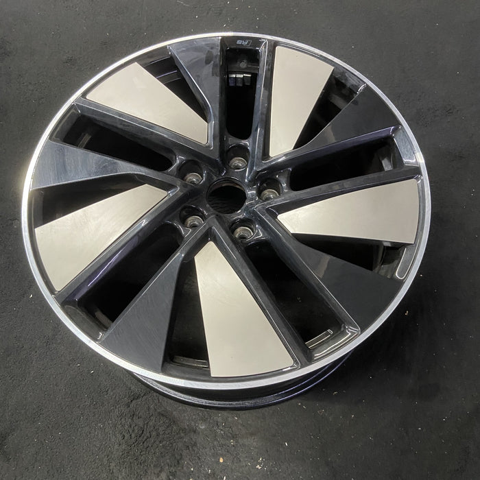21" E-TRON GT 23-24 21x9.5 Original OEM Wheel Rim - BLACK SILVER - View 8