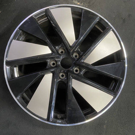 21" E-TRON GT 23-24 21x9.5 Original OEM Wheel Rim - BLACK SILVER - Additional View
