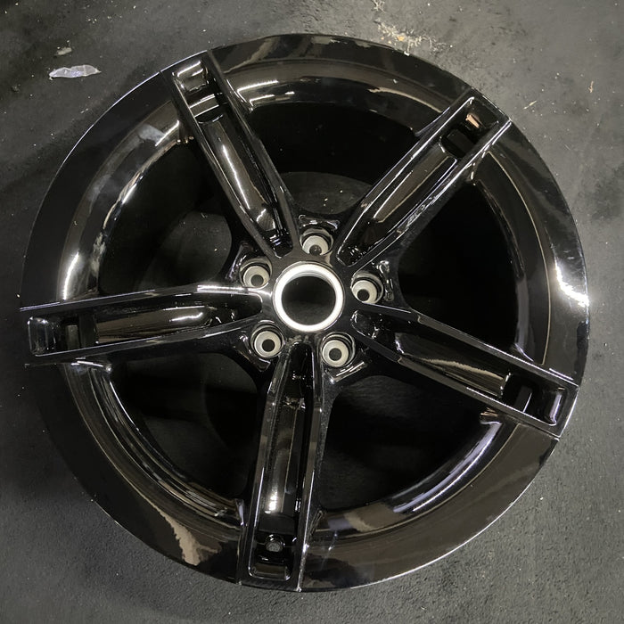 21" PORSCHE TAYCAN 25-26 21x11.5, 5 spoke, straight spoke, Original OEM Wheel - Additional View