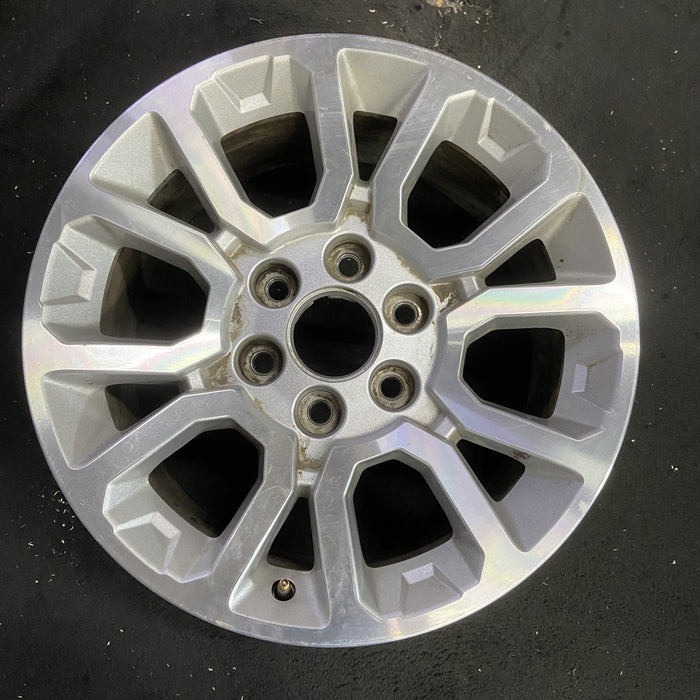 18" YUKON 15-20 18x8.5, Original OEM Wheel Rim - MACHINED SILVER - Additional View