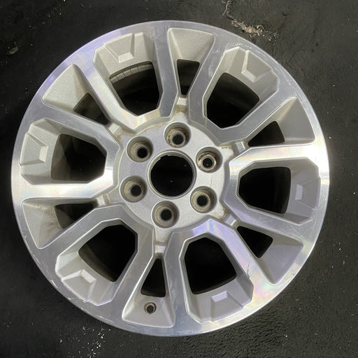 18" YUKON 15-20 18x8.5, Original OEM Wheel Rim - MACHINED SILVER - Additional View