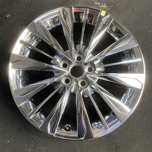 20" HIGHLANDER 20 20x8 , 15 spoke Original OEM Wheel Rim - CHROME - Additional View
