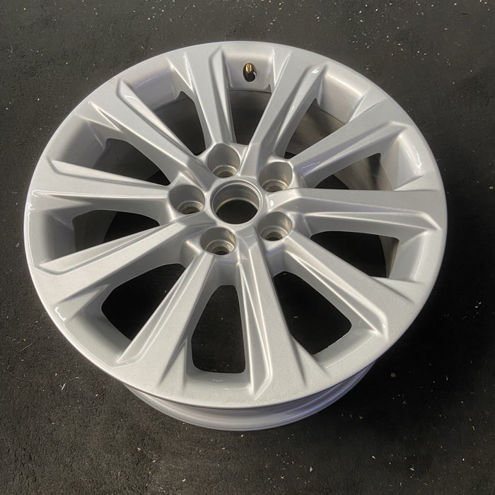 18" GRAND HIGHLANDER 24-26 18x7.5 , 10 spoke Original OEM Wheel Rim - SILVER - View 8