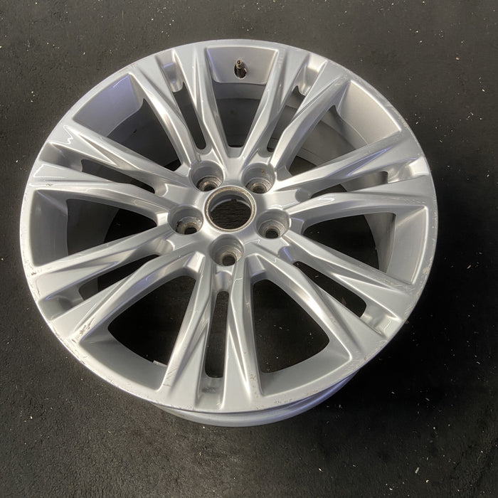 19" XTS 18-19 19x8.5, opt RUI Original OEM Wheel Rim - SILVER - View 8
