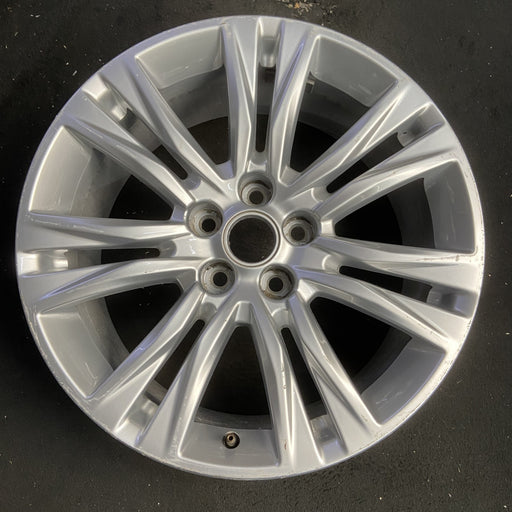 19" XTS 18-19 19x8.5, opt RUI Original OEM Wheel Rim - SILVER - Additional View