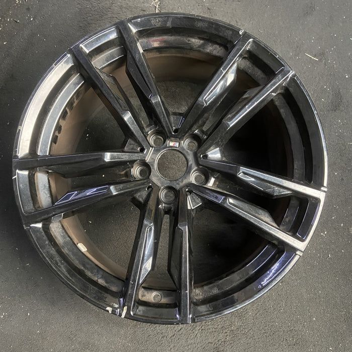 19" BMW Z4 19 19x9, 5 spoke, V spoke, dimple inside spoke, w/o face Original - Additional View