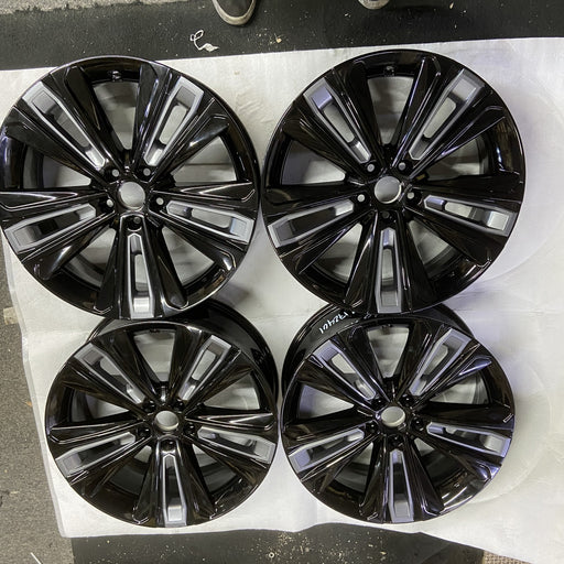 20" BZ4X 25 , 20x7.5, Original OEM Wheel Rim - BLACK SILVER - Additional View