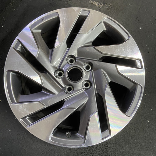 18" LEGACY 23-25 18x7.5 , face with pockets Original OEM Wheel Rim - MACHINED - Additional View