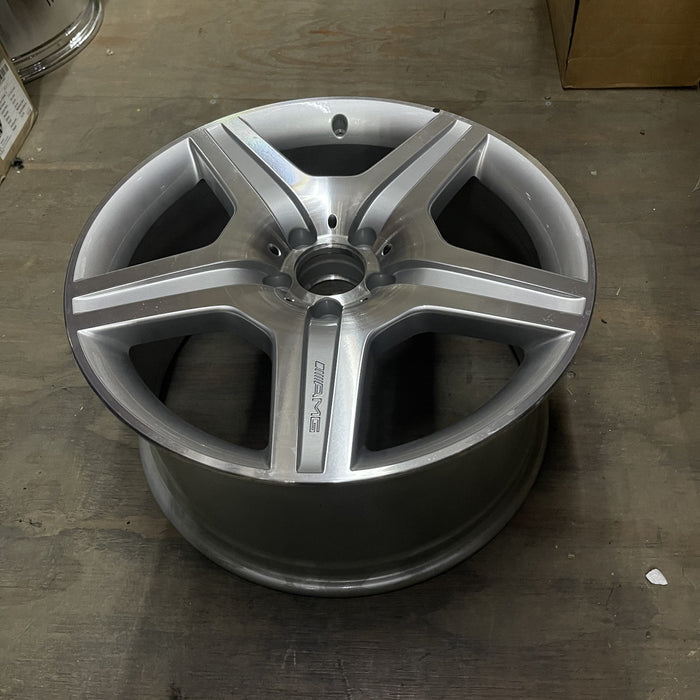 19" MERCEDES ML-CLASS 10 164 Type, ML63, 19x9.5 Original OEM Wheel Rim - - View 8