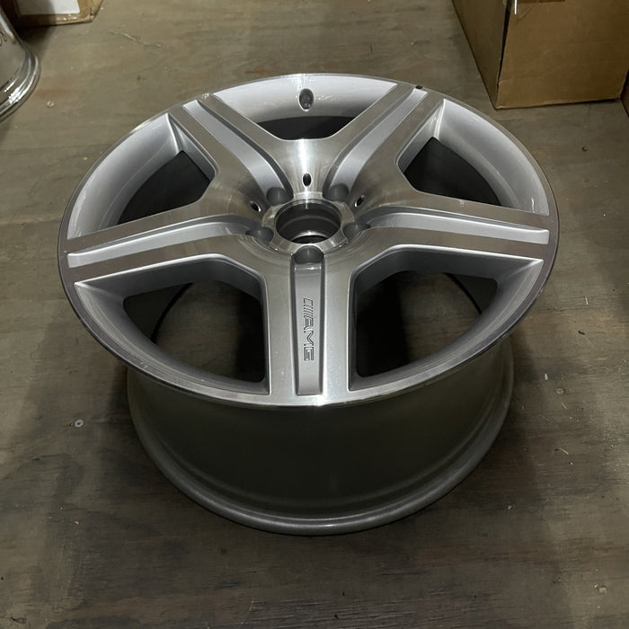 19" MERCEDES ML-CLASS 10 164 Type, ML63, 19x9.5 Original OEM Wheel Rim - - View 8