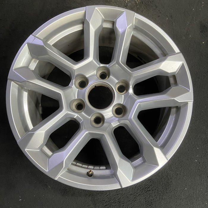 18" SIERRA 1500 PICKUP 23-24 18x8.5, 10 spoke, silver Original OEM Wheel Rim - Additional View