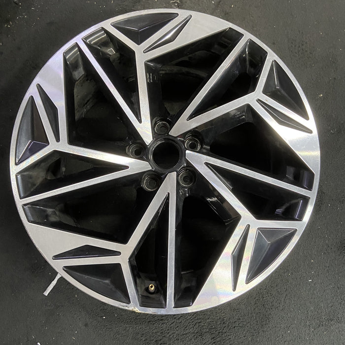 20" IONIQ 6 23-25 20x8.5 Original OEM Wheel Rim - MACHINED BLACK - Additional View