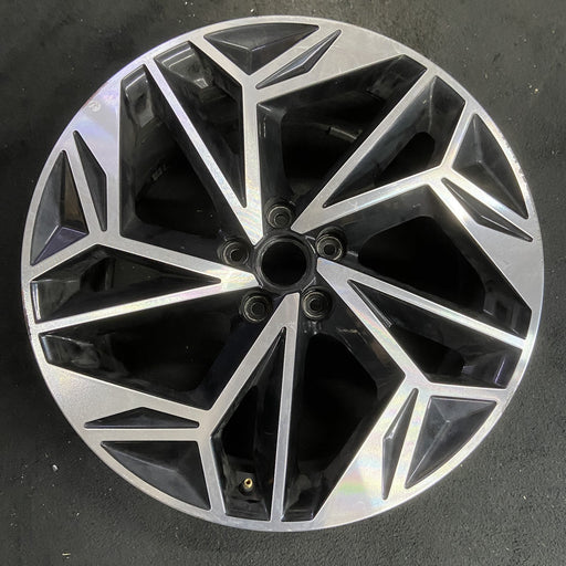 20" IONIQ 6 23-25 20x8.5 Original OEM Wheel Rim - MACHINED BLACK - Additional View