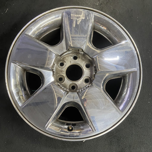 20" AVALANCHE 1500 09-11 20x8.5, 5 spoke, covered lug nuts, flat spoke Original - Additional View